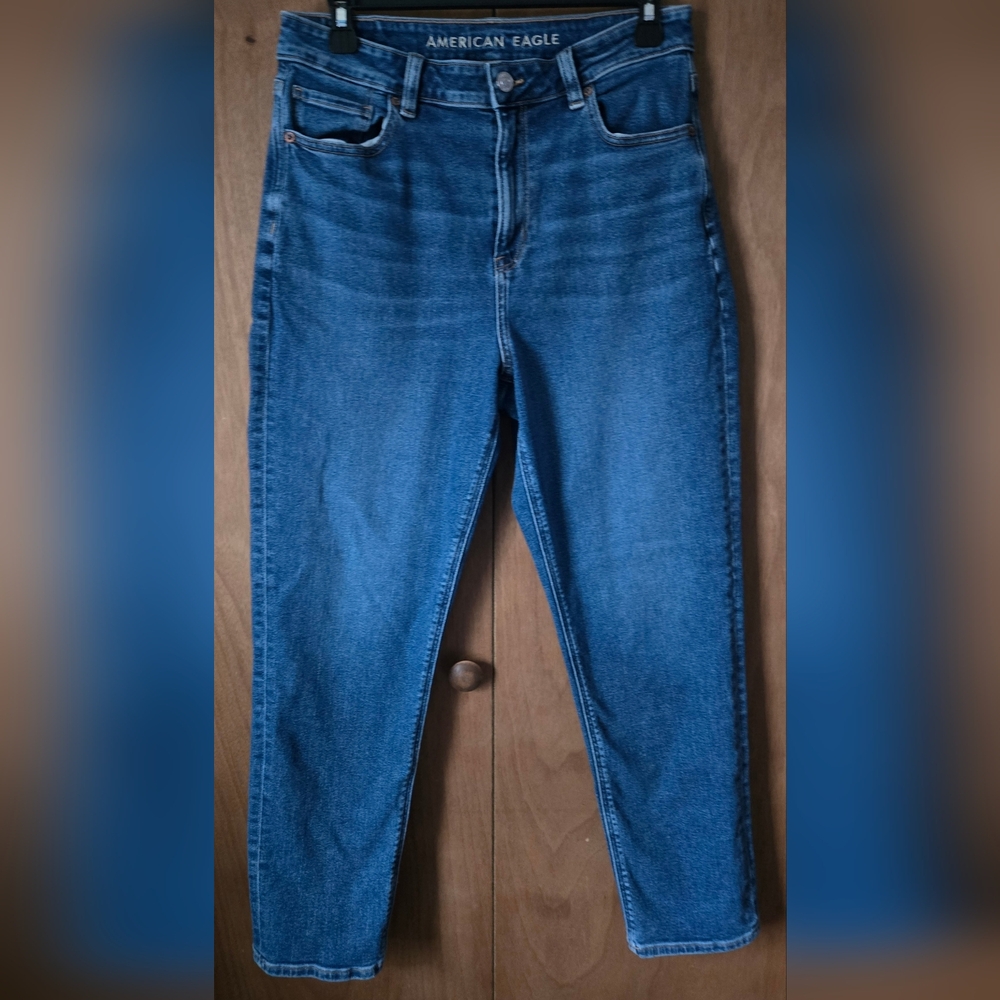 American Eagle Mom Jeans